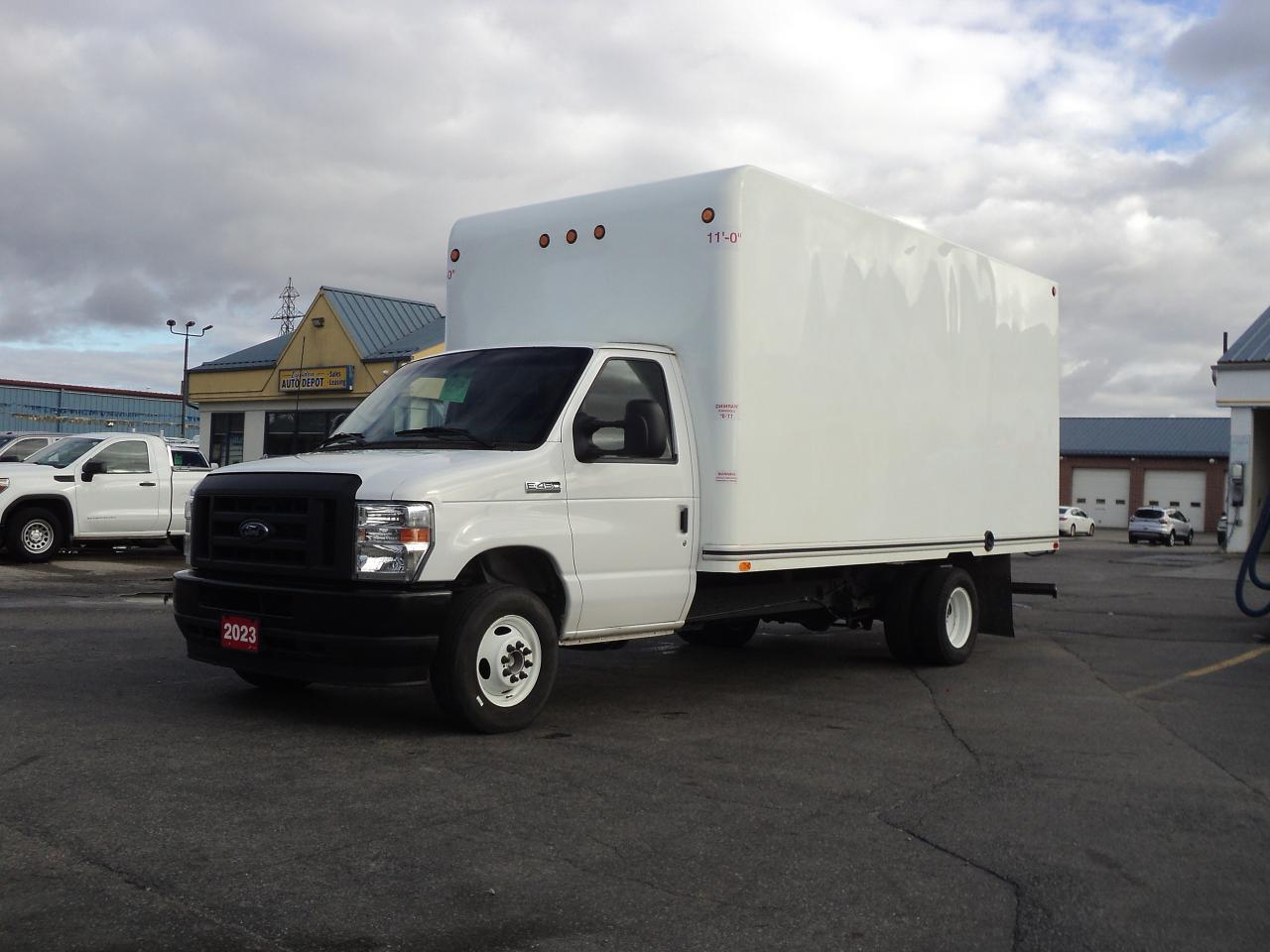 2023 Ford E-Series Cutaway E-450 CubeVan 7.3L8cylGas DRW 176" WB - Photo #2