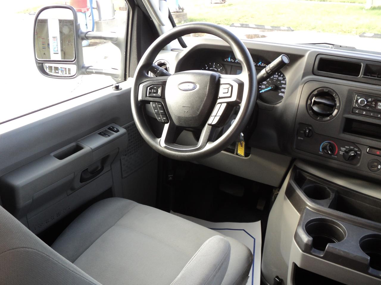 2023 Ford E-Series Cutaway E-450 CubeVan 7.3L8cylGas DRW 176" WB - Photo #15