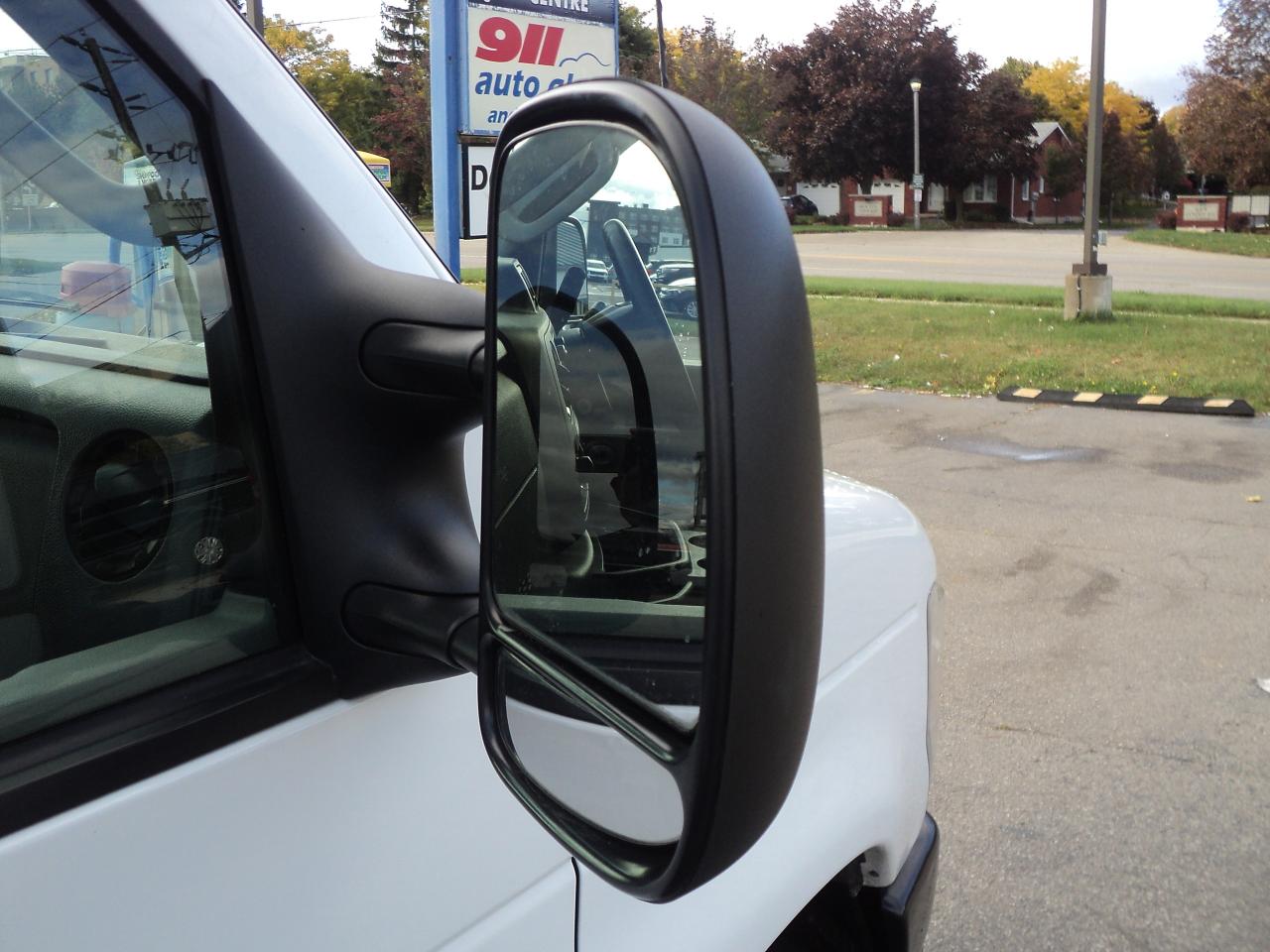 2023 Ford E-Series Cutaway E-450 CubeVan 7.3L8cylGas DRW 176" WB - Photo #28