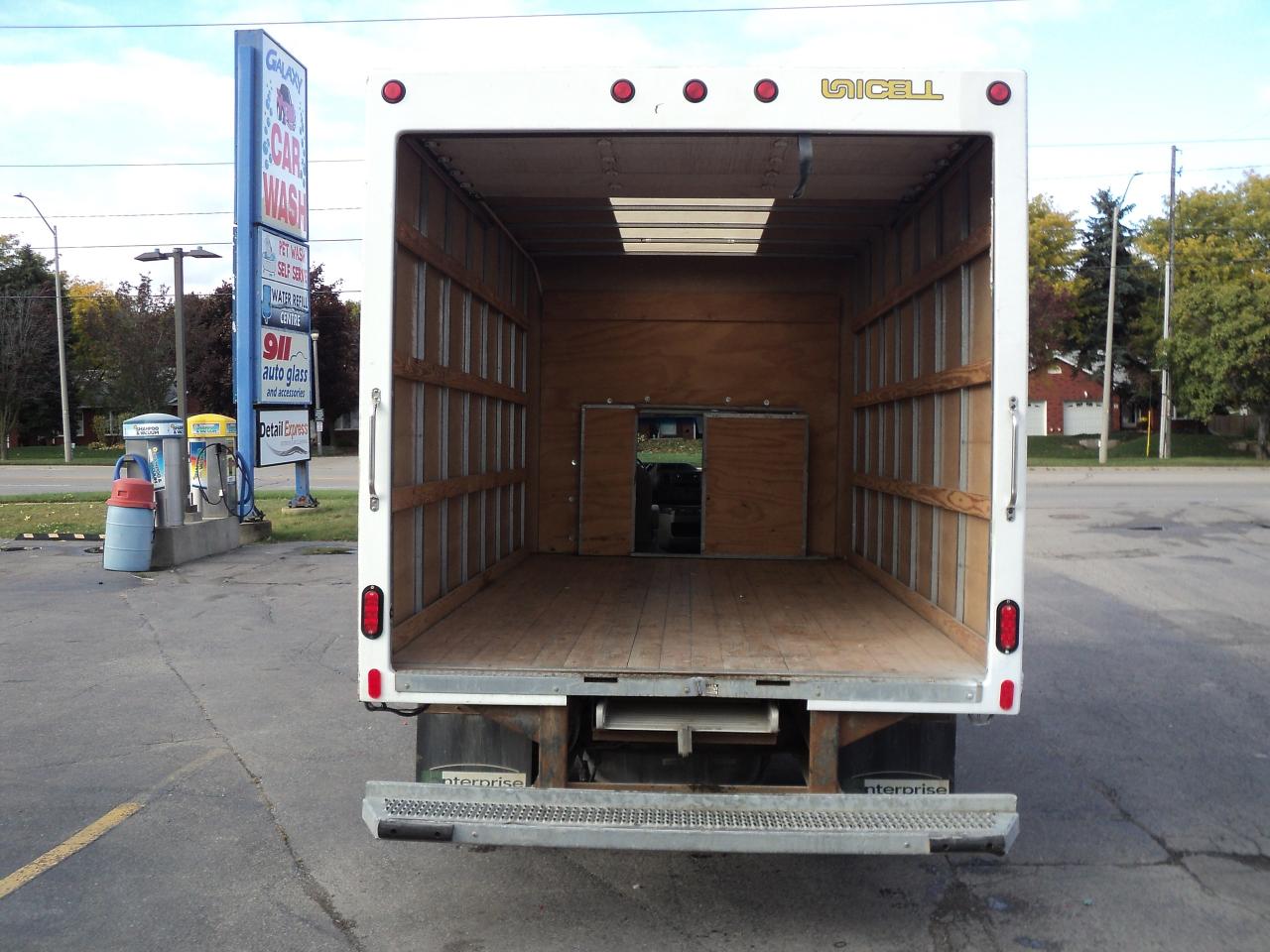 2023 Ford E-Series Cutaway E-450 CubeVan 7.3L8cylGas DRW 176" WB - Photo #19