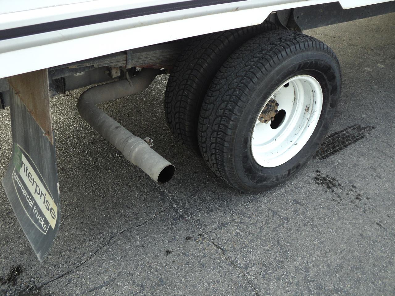 2023 Ford E-Series Cutaway E-450 CubeVan 7.3L8cylGas DRW 176" WB - Photo #29