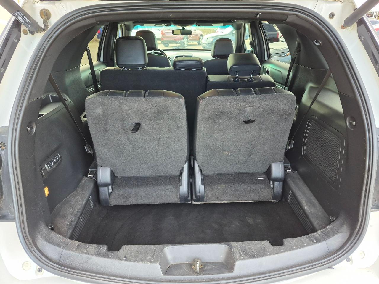 2016 Ford Explorer Sport 4x4 Leather, Sunroof, Remote, BU Cam Nav - Photo #6