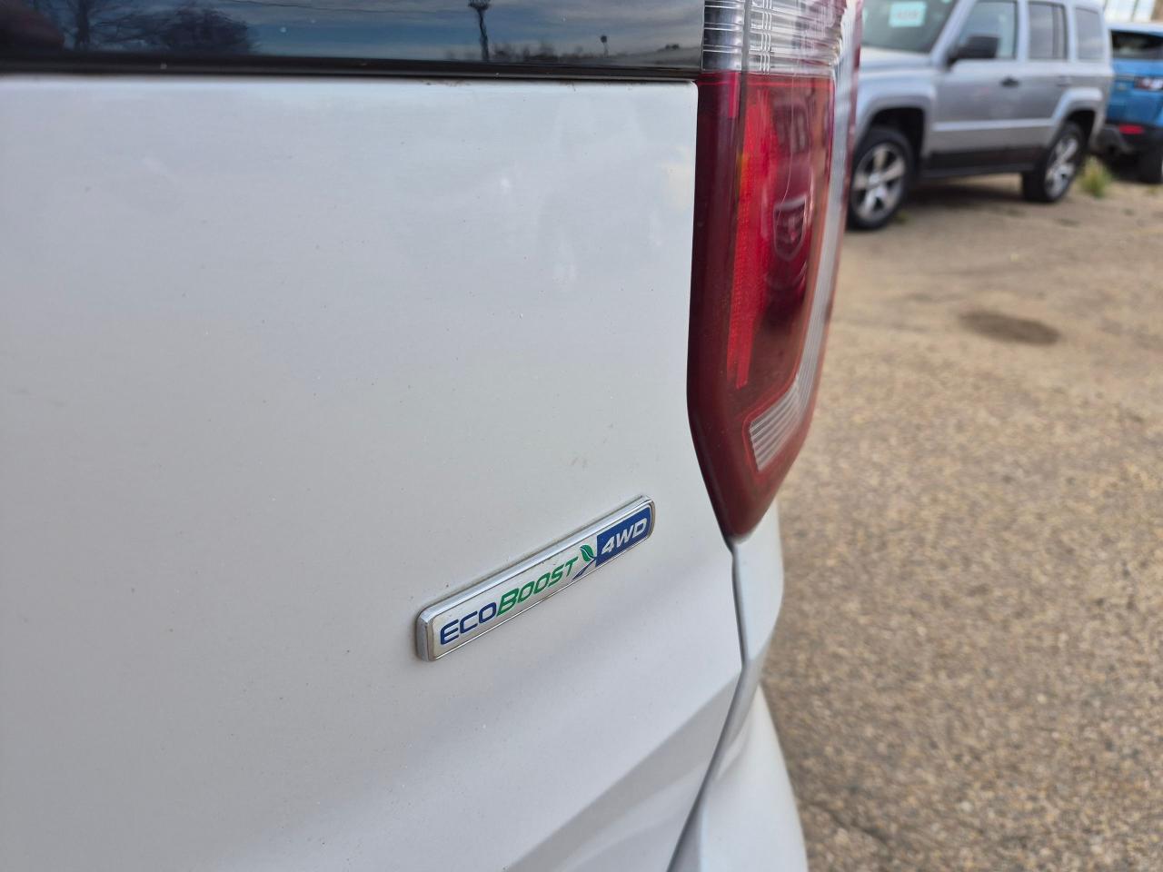 2016 Ford Explorer Sport 4x4 Leather, Sunroof, Remote, BU Cam Nav - Photo #9