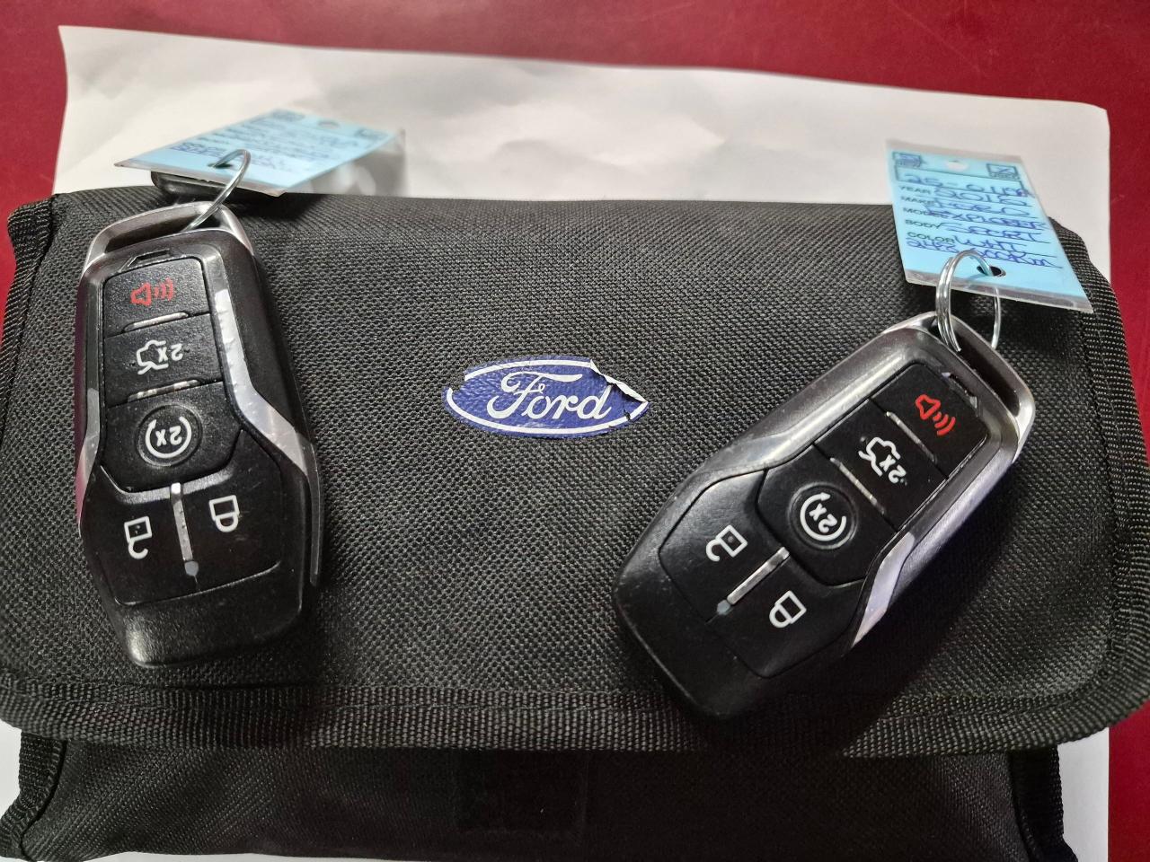 2016 Ford Explorer Sport 4x4 Leather, Sunroof, Remote, BU Cam Nav - Photo #28