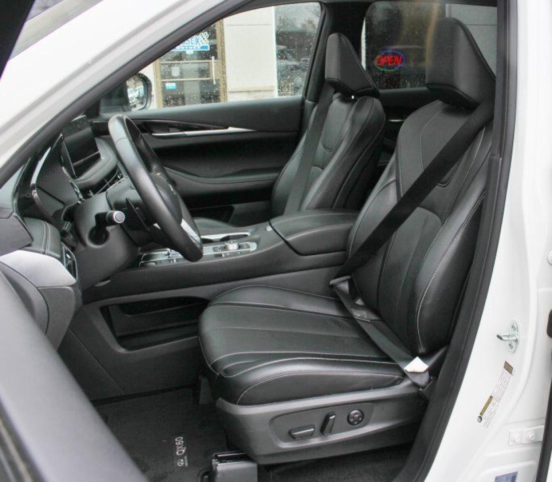 2024 Infiniti QX60 PURE*AWD*Heated Leather*Moon Roof*CarPlay*Rear Cam - Photo #16