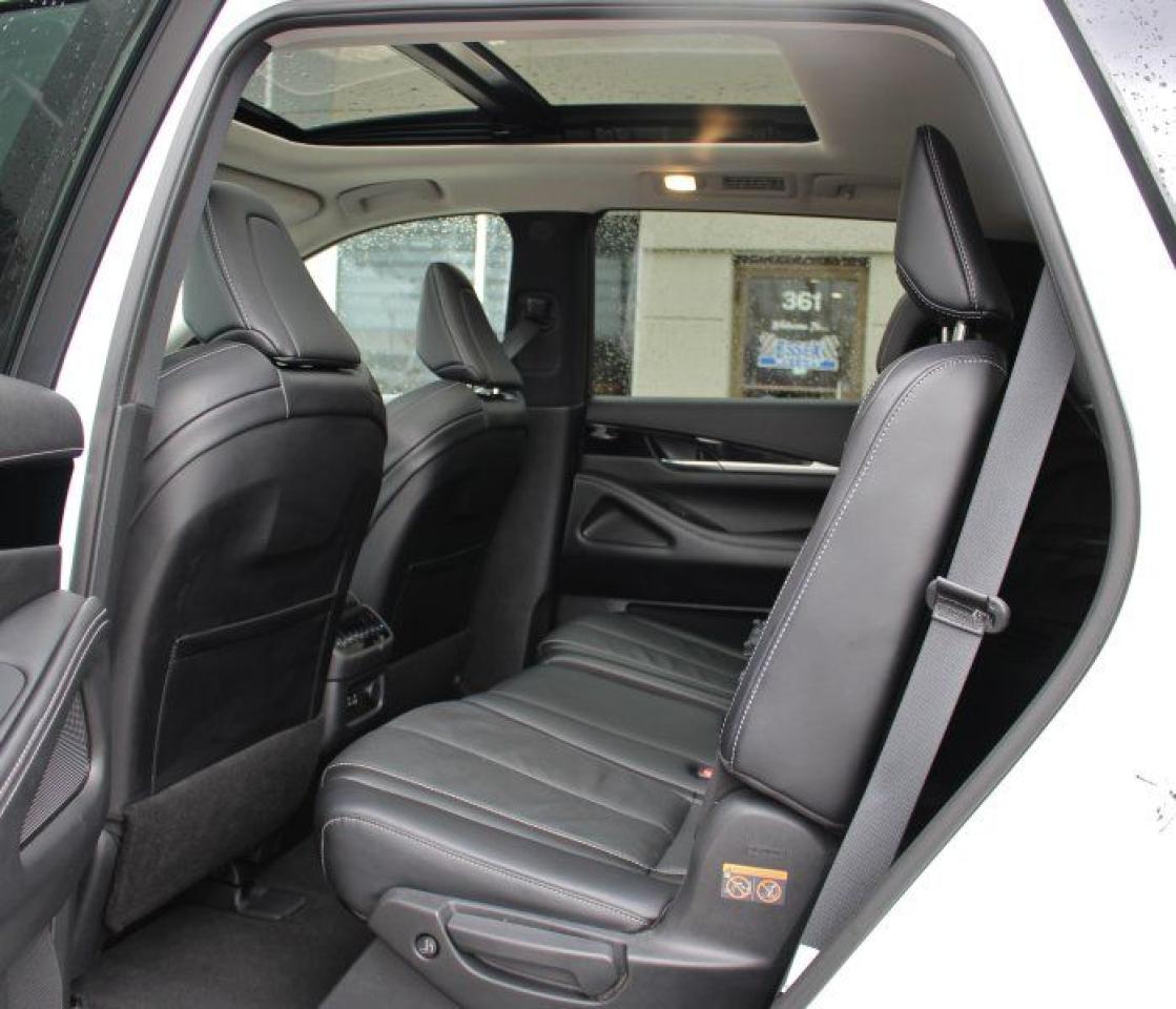 2024 Infiniti QX60 PURE*AWD*Heated Leather*Moon Roof*CarPlay*Rear Cam - Photo #17