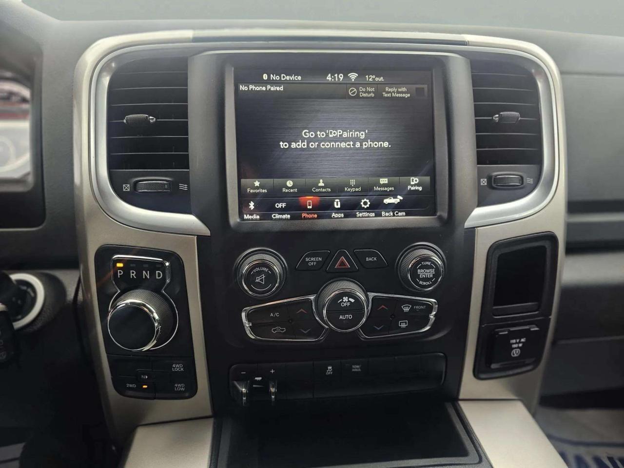 2020 RAM 1500 Classic SLT 4X4 CREW CAB 6'4" BOX - Photo #15