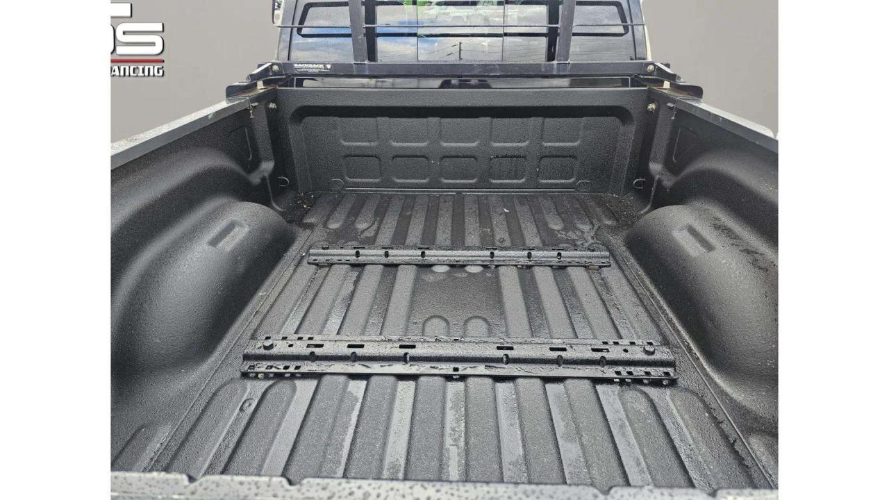 2020 RAM 1500 Classic SLT 4X4 CREW CAB 6'4" BOX - Photo #20