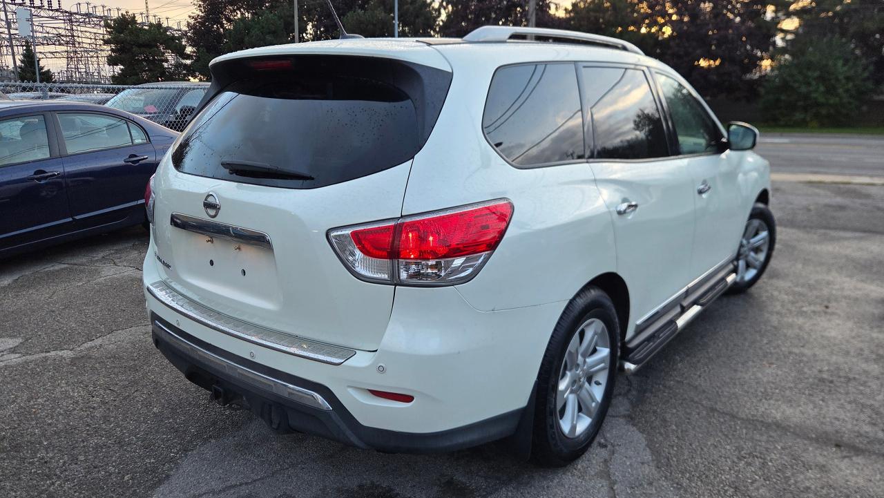 2016 Nissan Pathfinder SL PREMIUM - Photo #4
