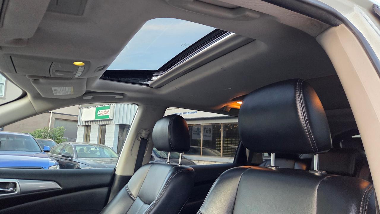 2018 Nissan Pathfinder SL PREMIUM - Photo #15