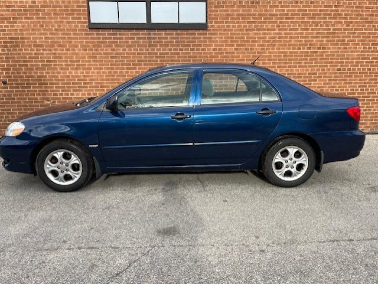 2008 Toyota Corolla 4dr Sdn Auto SE Photo