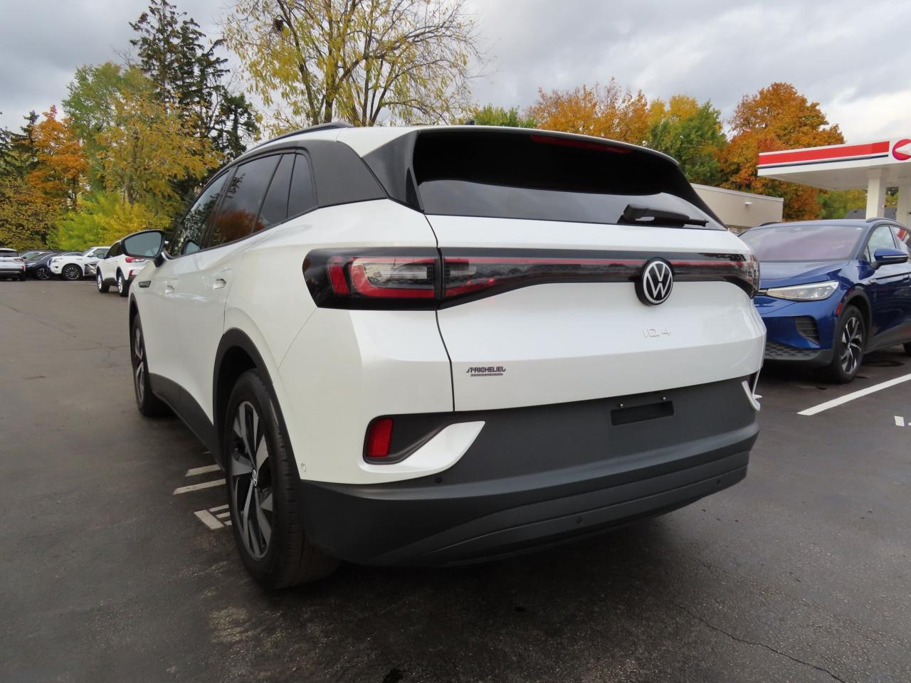 2024 Volkswagen ID.4 S - Blind Spot Monitor - Navigation System !! Photo