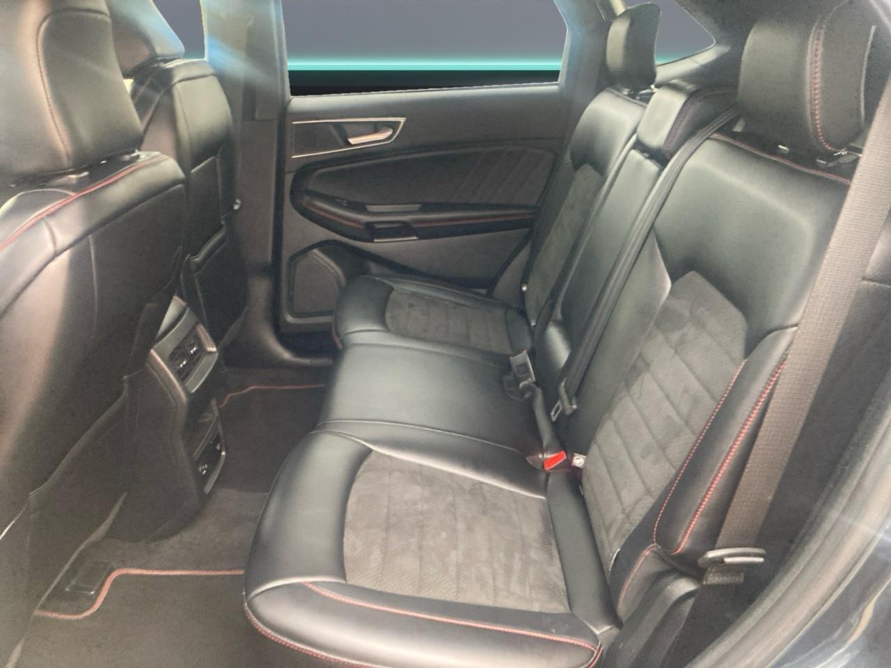 2022 Ford Edge ST Line Photo