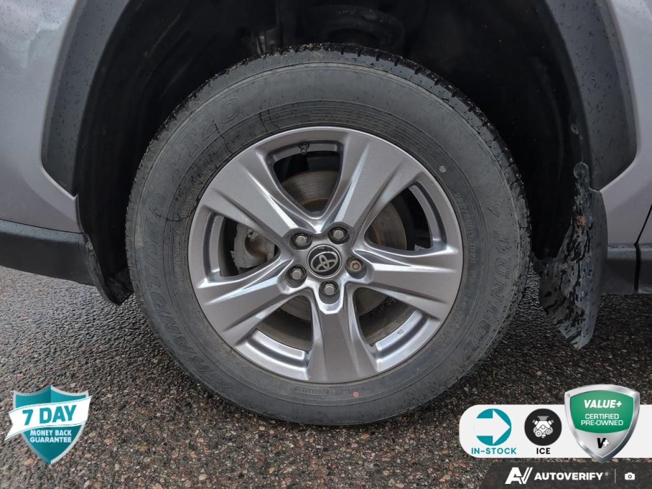 2022 Toyota RAV4 XLE 2.5L | MOONROOF | HEATED SEATS Photo