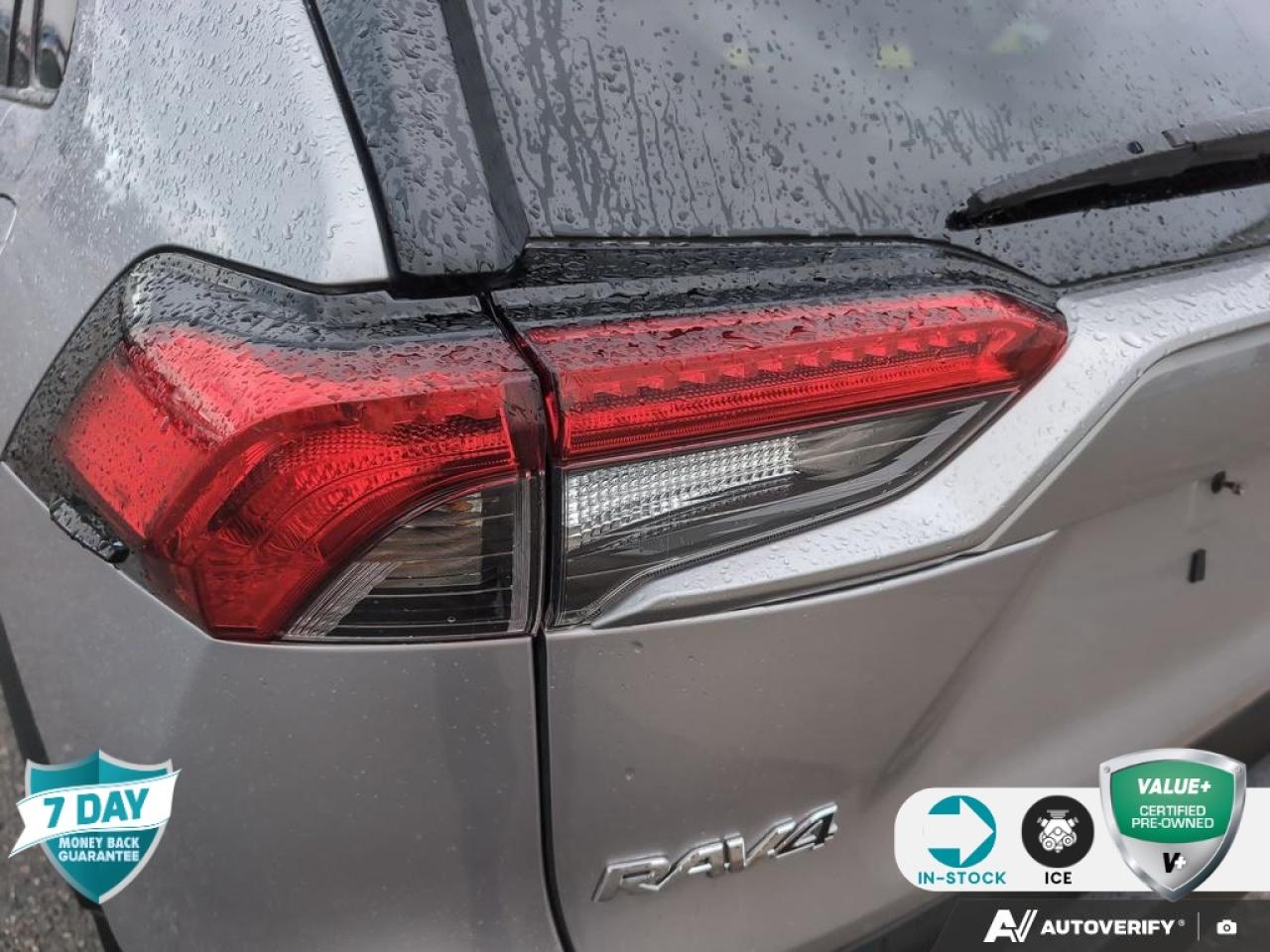 2022 Toyota RAV4 XLE 2.5L | MOONROOF | HEATED SEATS Photo