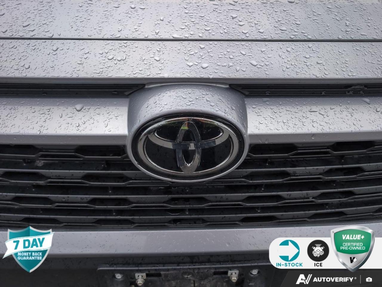 2022 Toyota RAV4 XLE 2.5L | MOONROOF | HEATED SEATS Photo