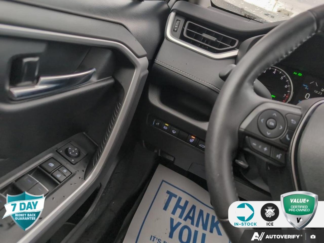 2022 Toyota RAV4 XLE 2.5L | MOONROOF | HEATED SEATS Photo