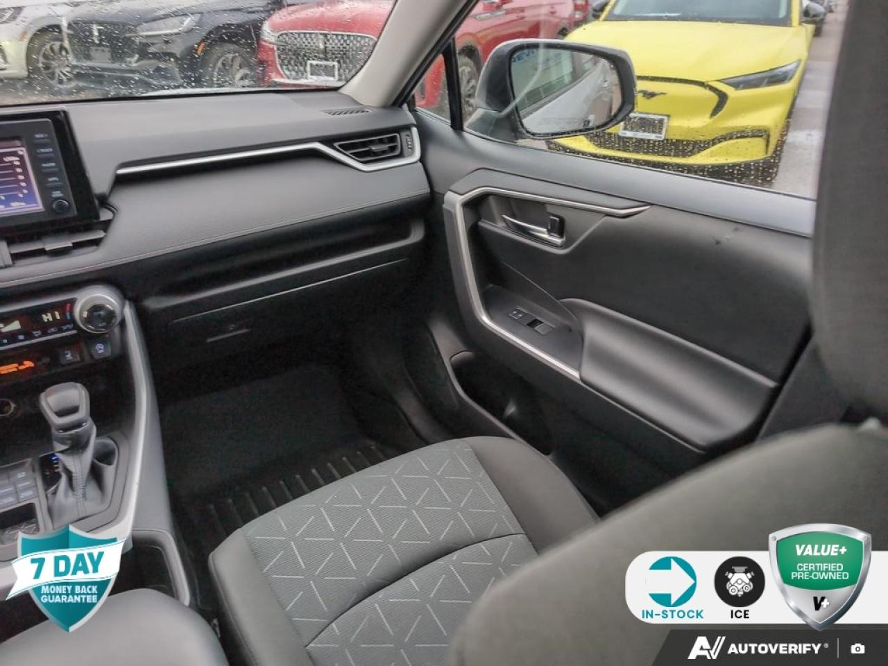 2022 Toyota RAV4 XLE 2.5L | MOONROOF | HEATED SEATS Photo