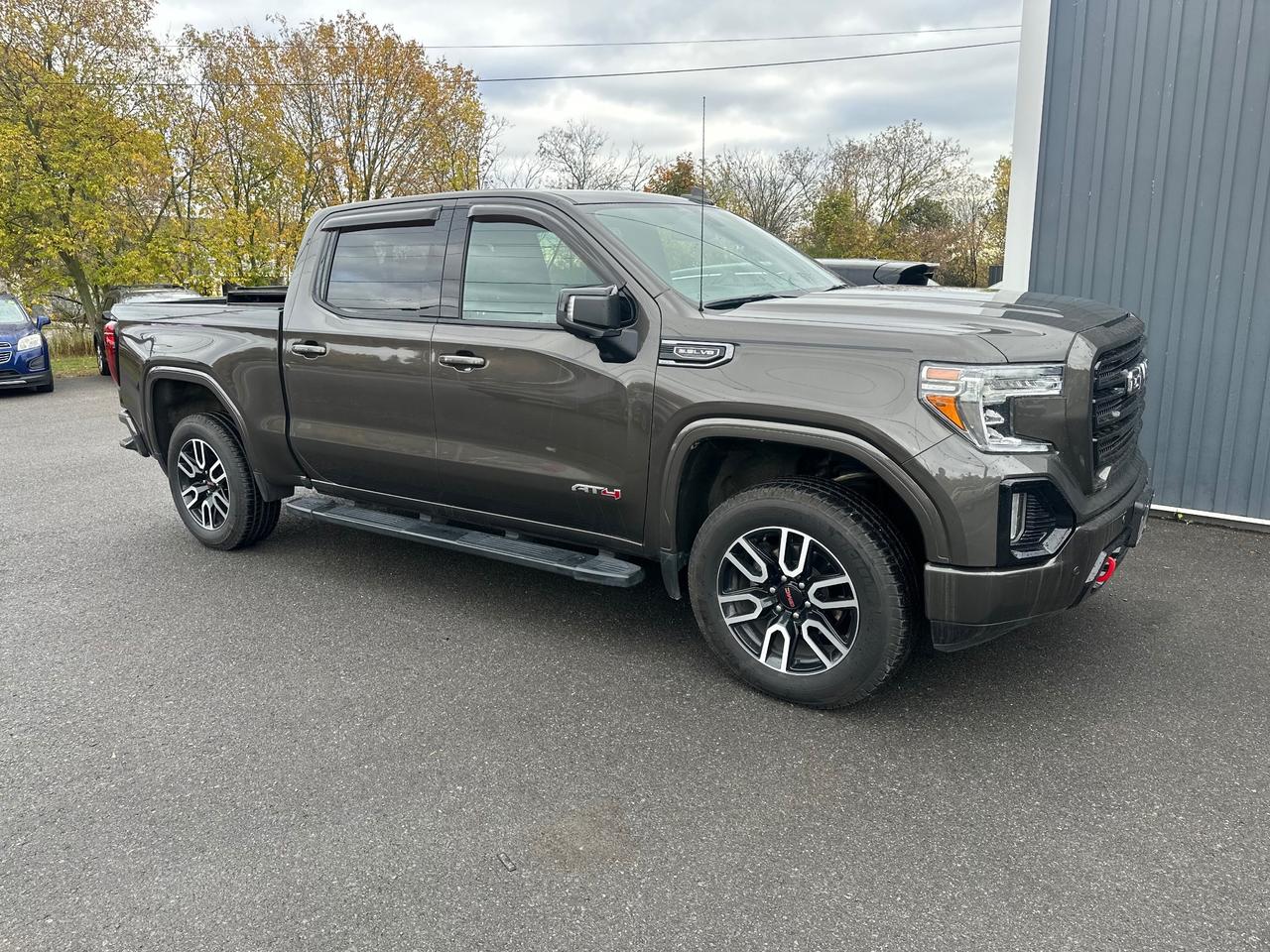 2019 GMC Sierra 1500 AT4 Photo