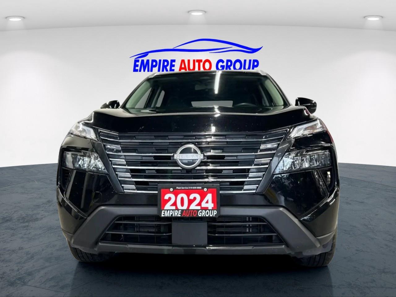 2024 Nissan Rogue SV Photo