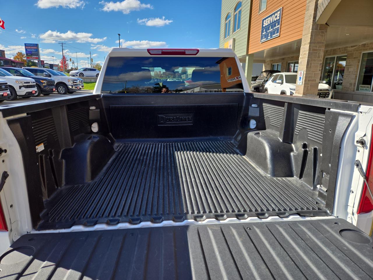 2025 Chevrolet Silverado 1500 LT Photo4