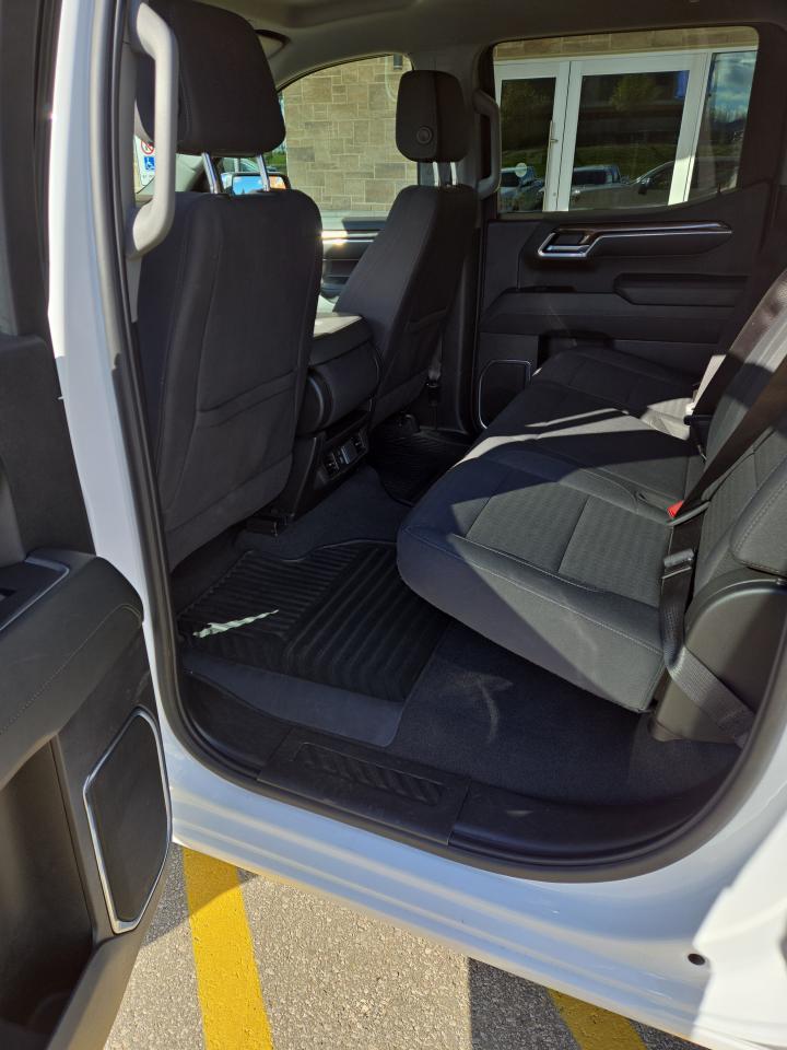 2025 Chevrolet Silverado 1500 LT Photo