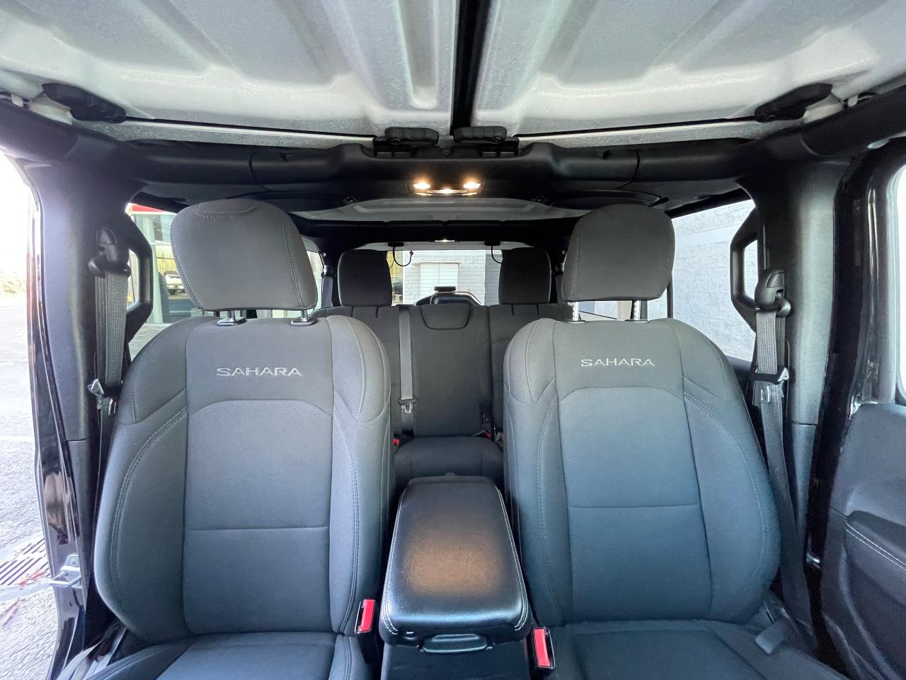 2023 Jeep Wrangler Sahara Photo