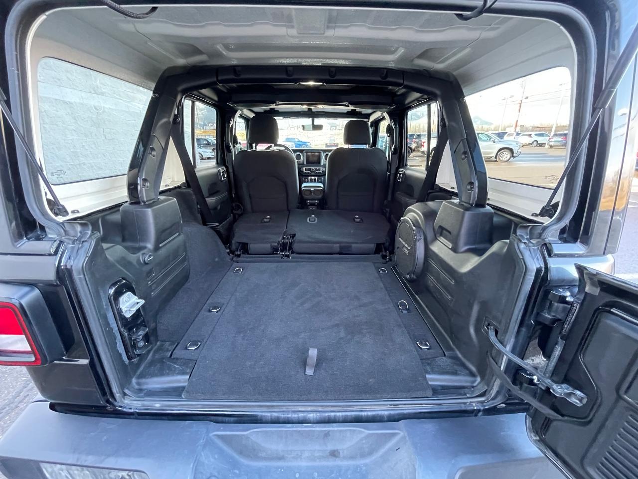 2023 Jeep Wrangler Sahara Photo