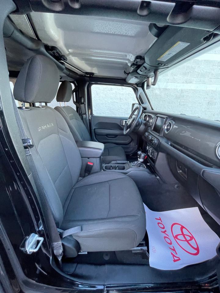 2023 Jeep Wrangler Sahara Photo