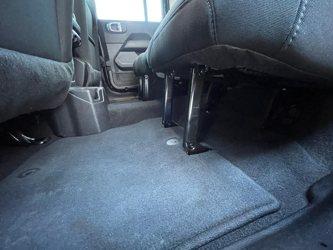 2023 Jeep Wrangler Sahara Photo