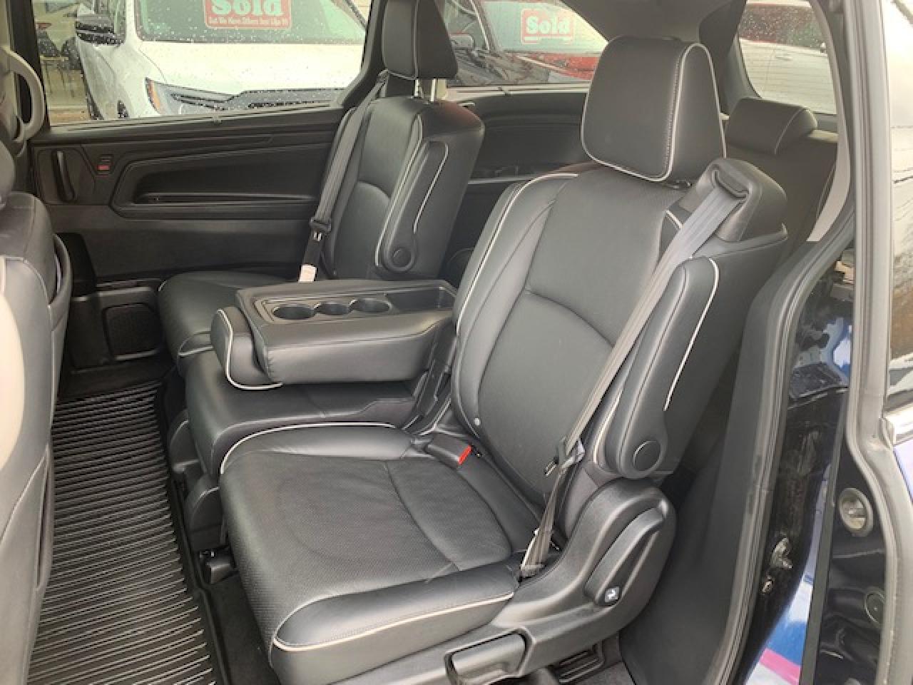 2022 Honda Odyssey Touring Photo