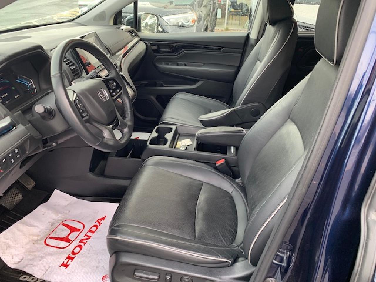 2022 Honda Odyssey Touring Photo