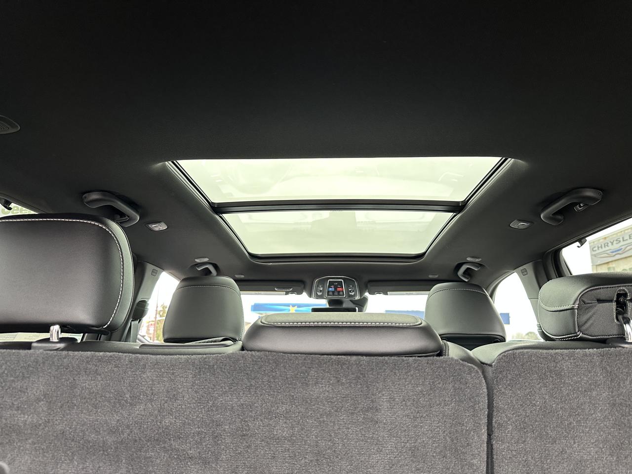 2025 Jeep Grand Cherokee Limited Photo