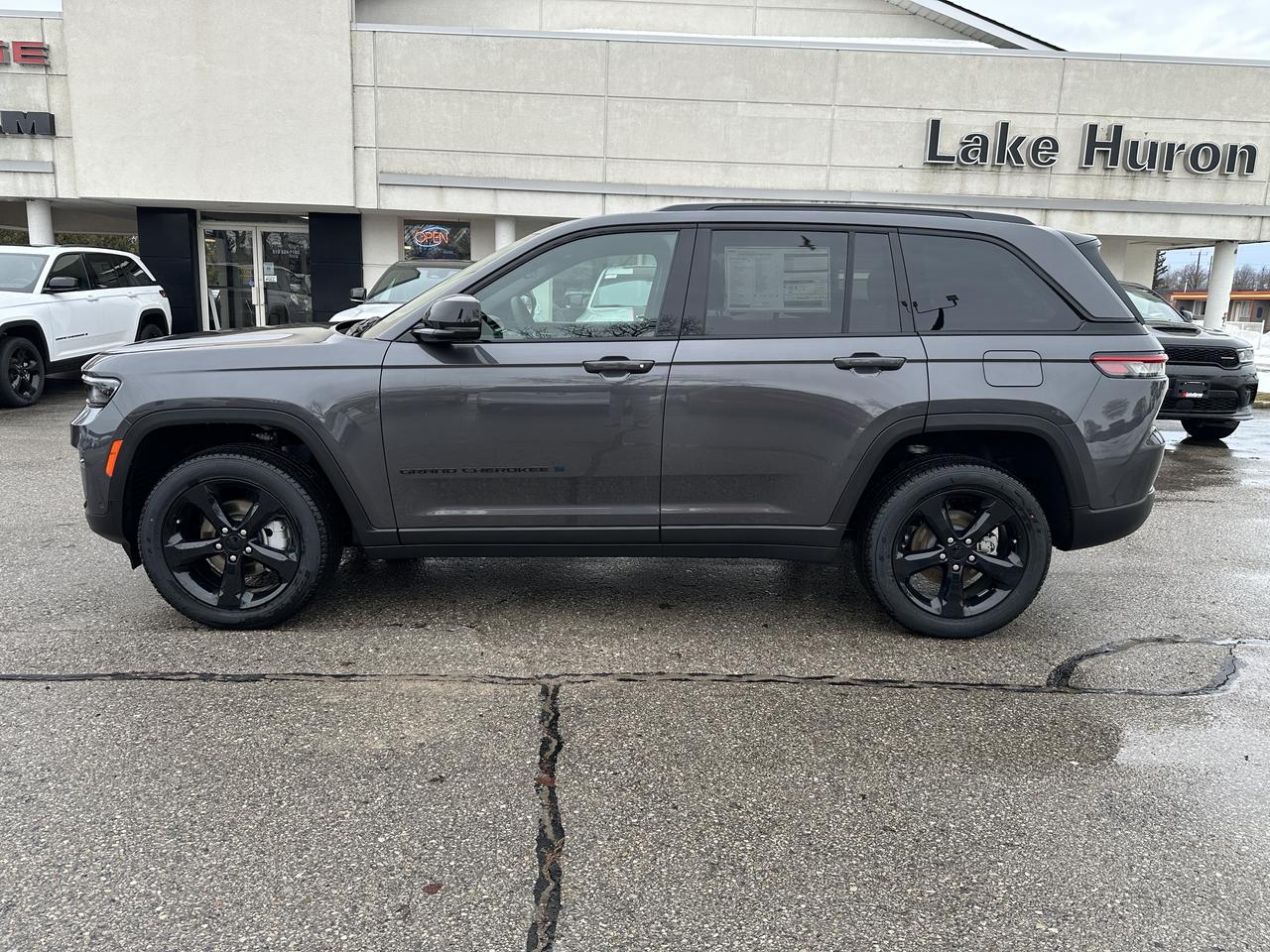 2025 Jeep Grand Cherokee Limited Photo