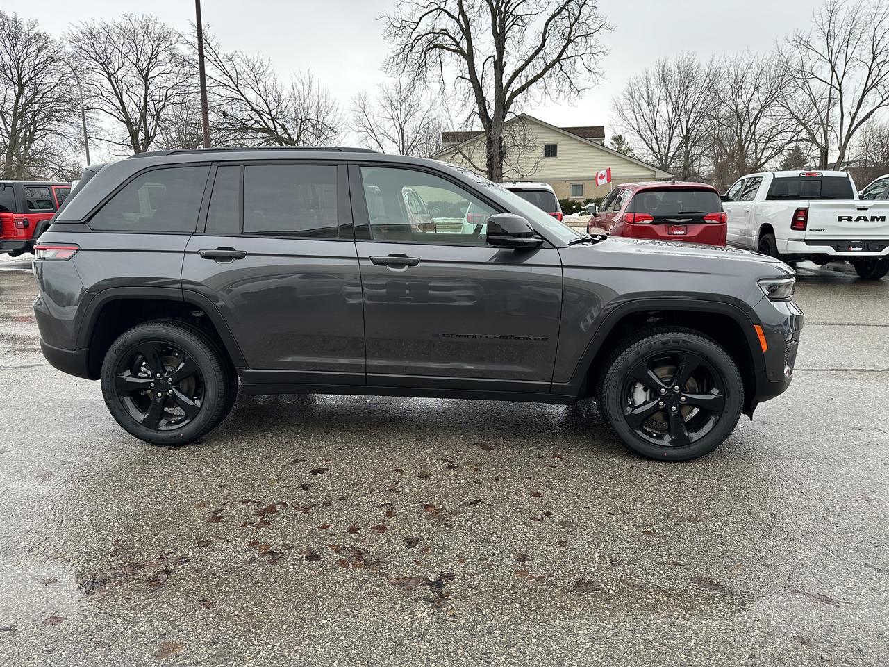2025 Jeep Grand Cherokee Limited Photo