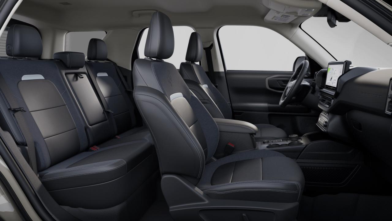 2025 Ford Bronco Sport Outer Banks 4x4