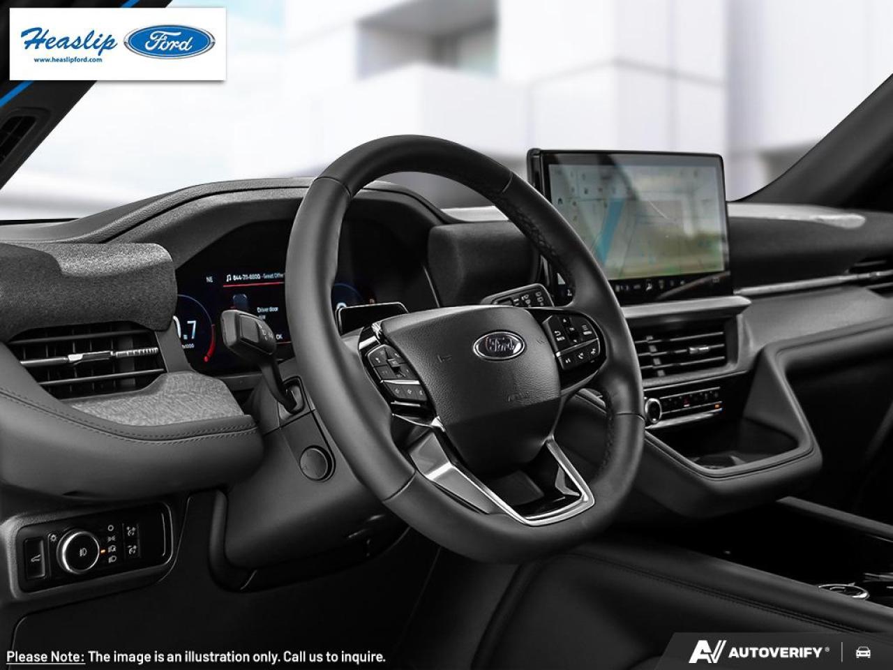 2025 Ford Explorer Platinum Photo