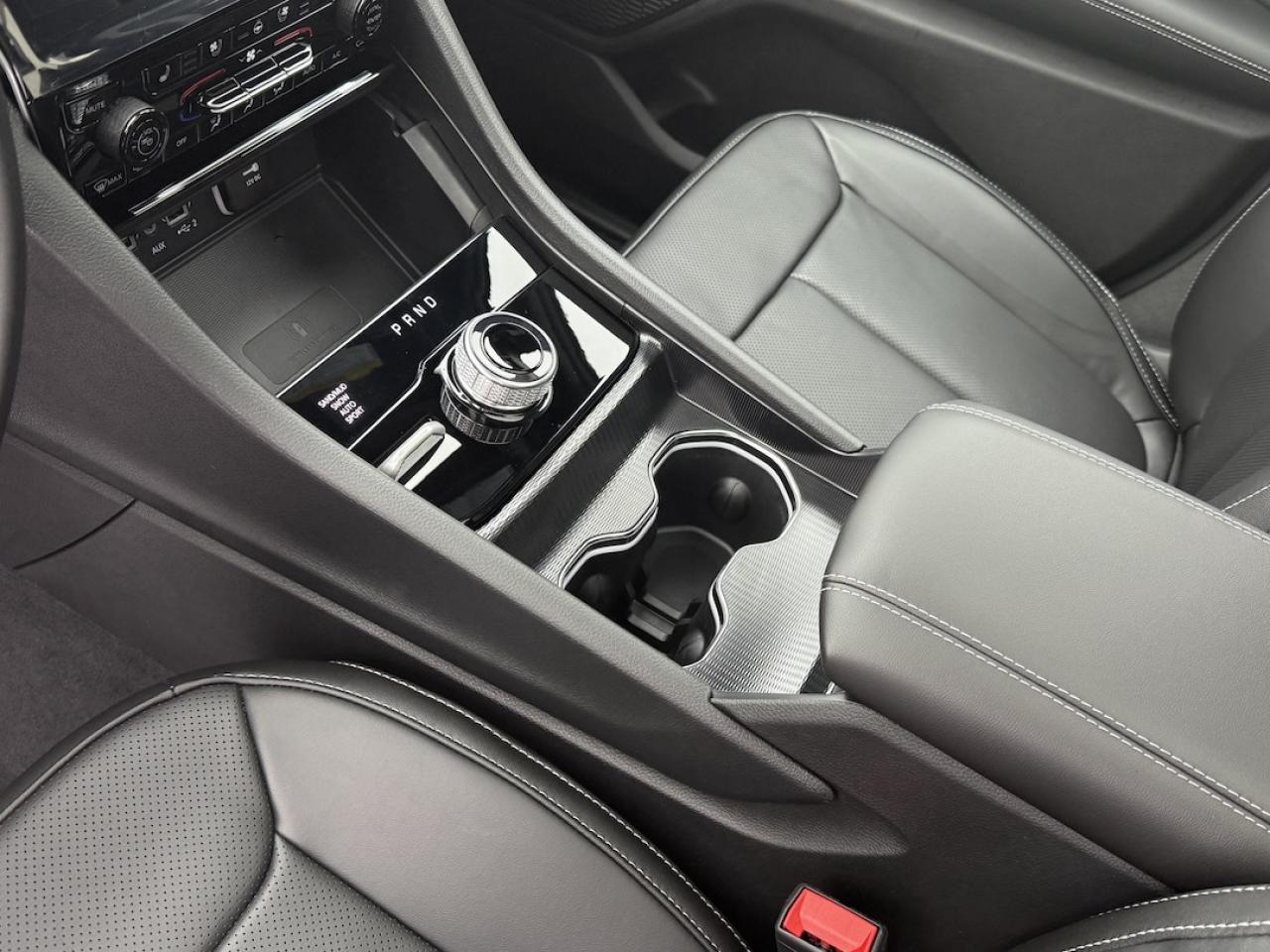 2025 Jeep Grand Cherokee L Limited 4x4 Photo