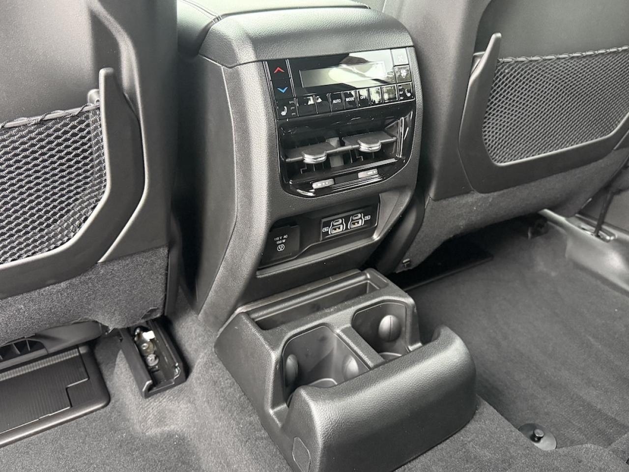 2025 Jeep Grand Cherokee L Limited 4x4 Photo