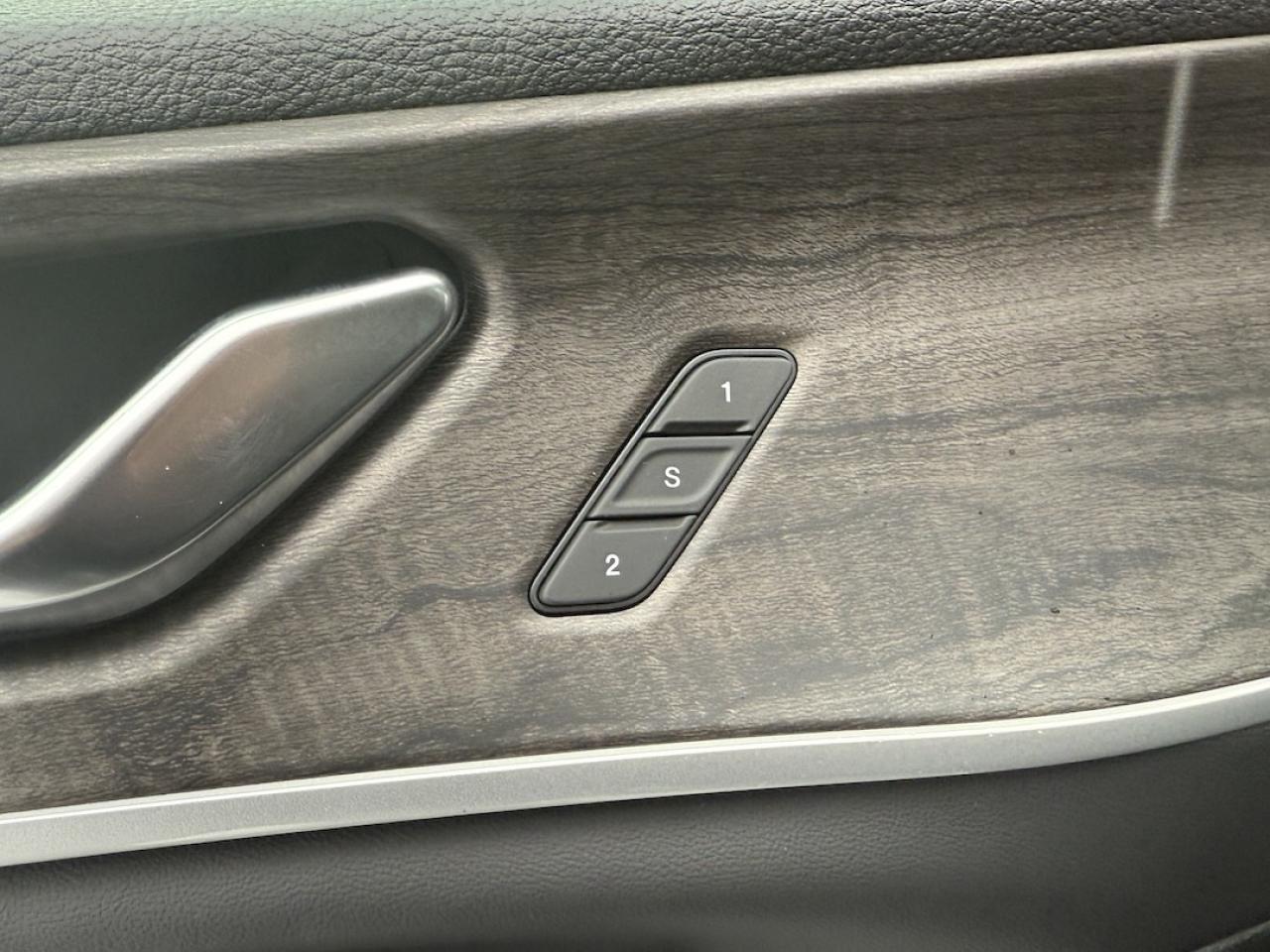 2025 Jeep Grand Cherokee L Limited 4x4 Photo