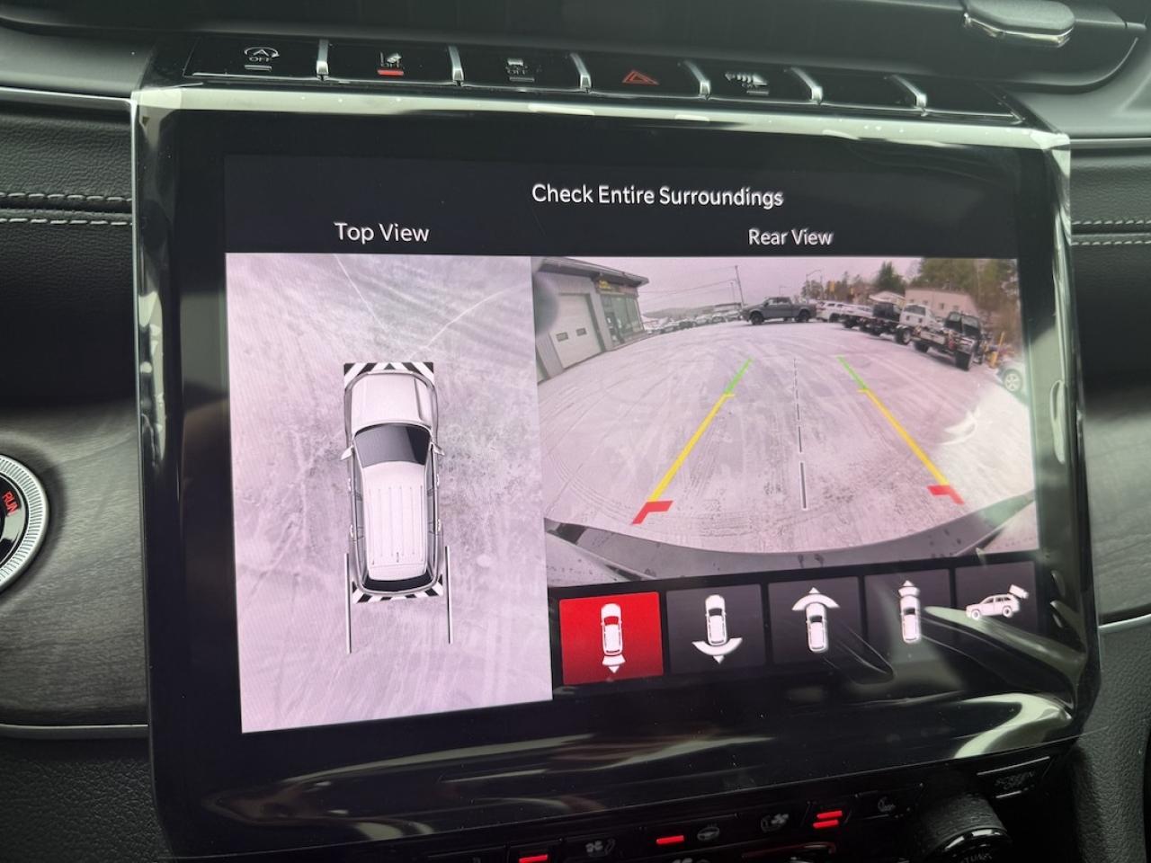 2025 Jeep Grand Cherokee L Limited 4x4 Photo