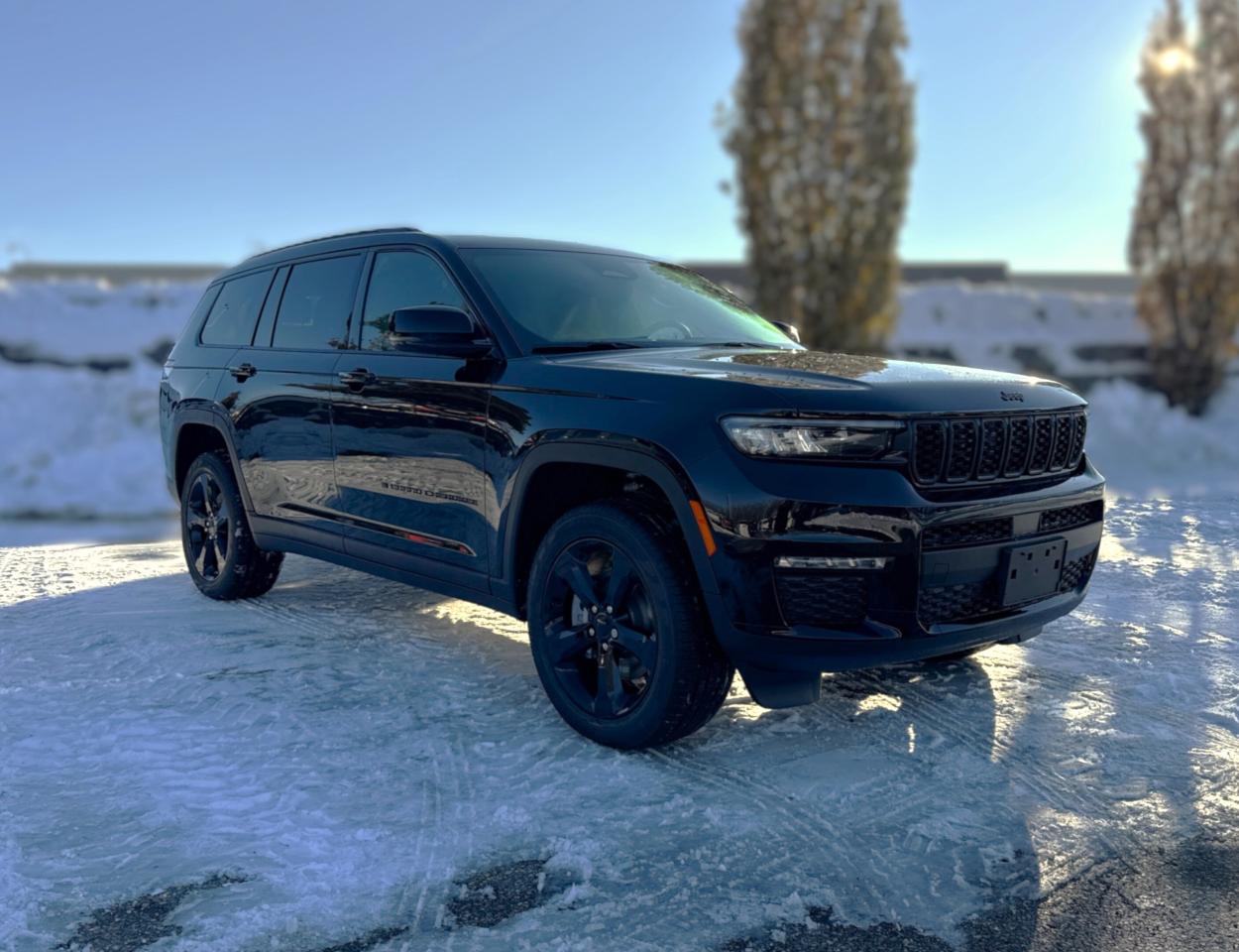 2025 Jeep Grand Cherokee L Limited 4x4 Photo