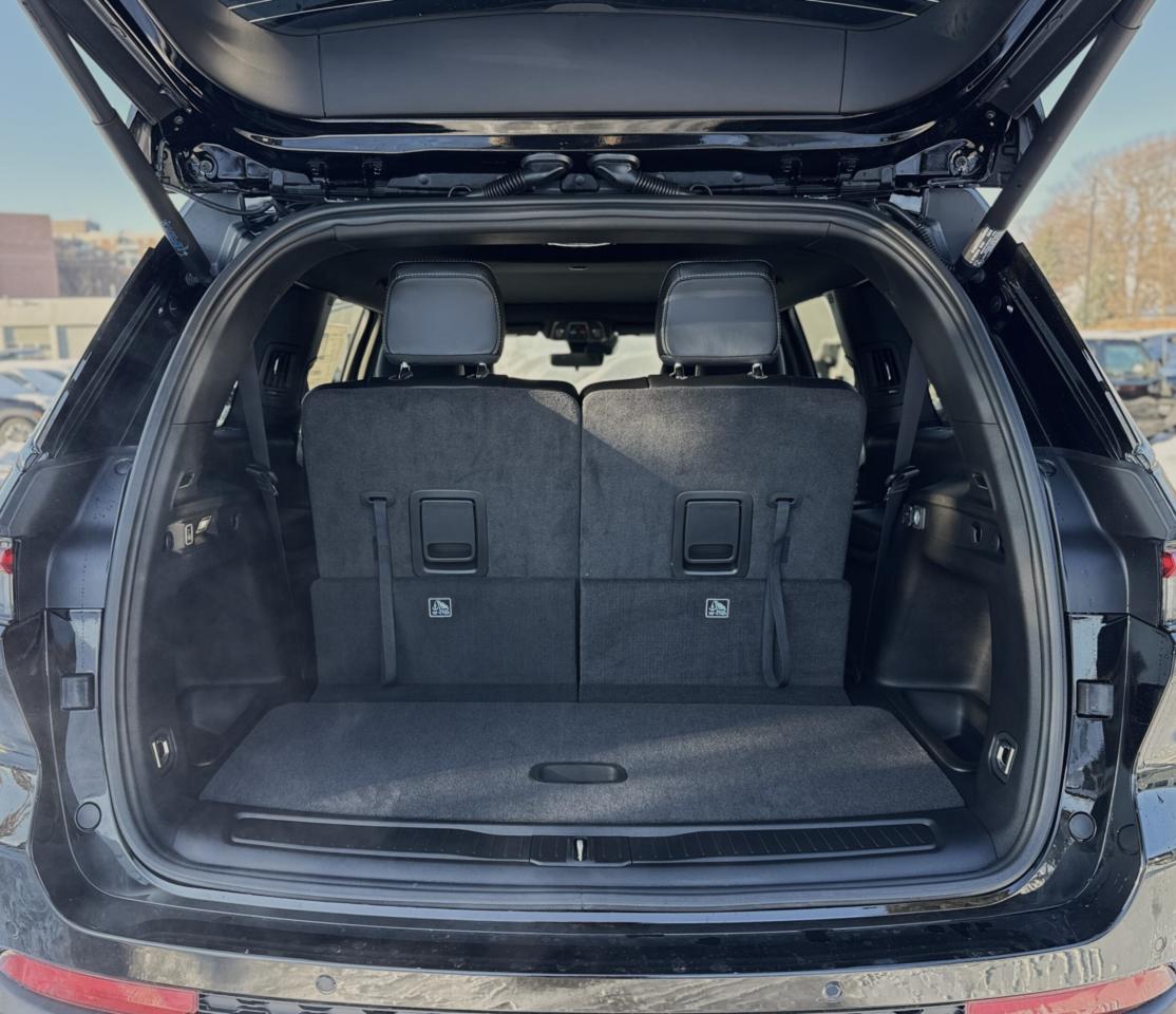 2025 Jeep Grand Cherokee L Limited 4x4 Photo