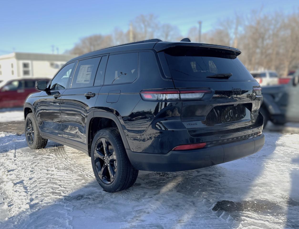 2025 Jeep Grand Cherokee L Limited 4x4 Photo