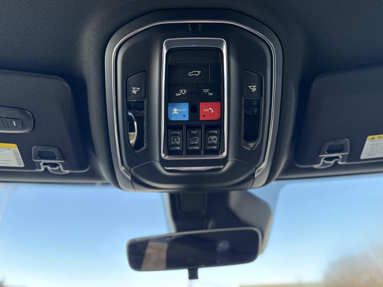 2025 Jeep Grand Cherokee L Limited 4x4 Photo