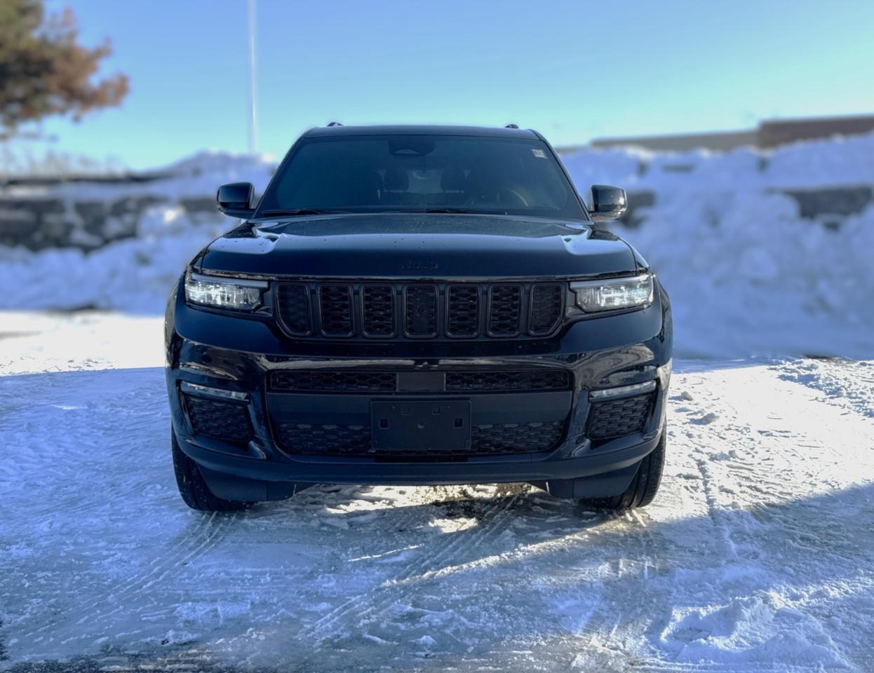 2025 Jeep Grand Cherokee L Limited 4x4 Photo