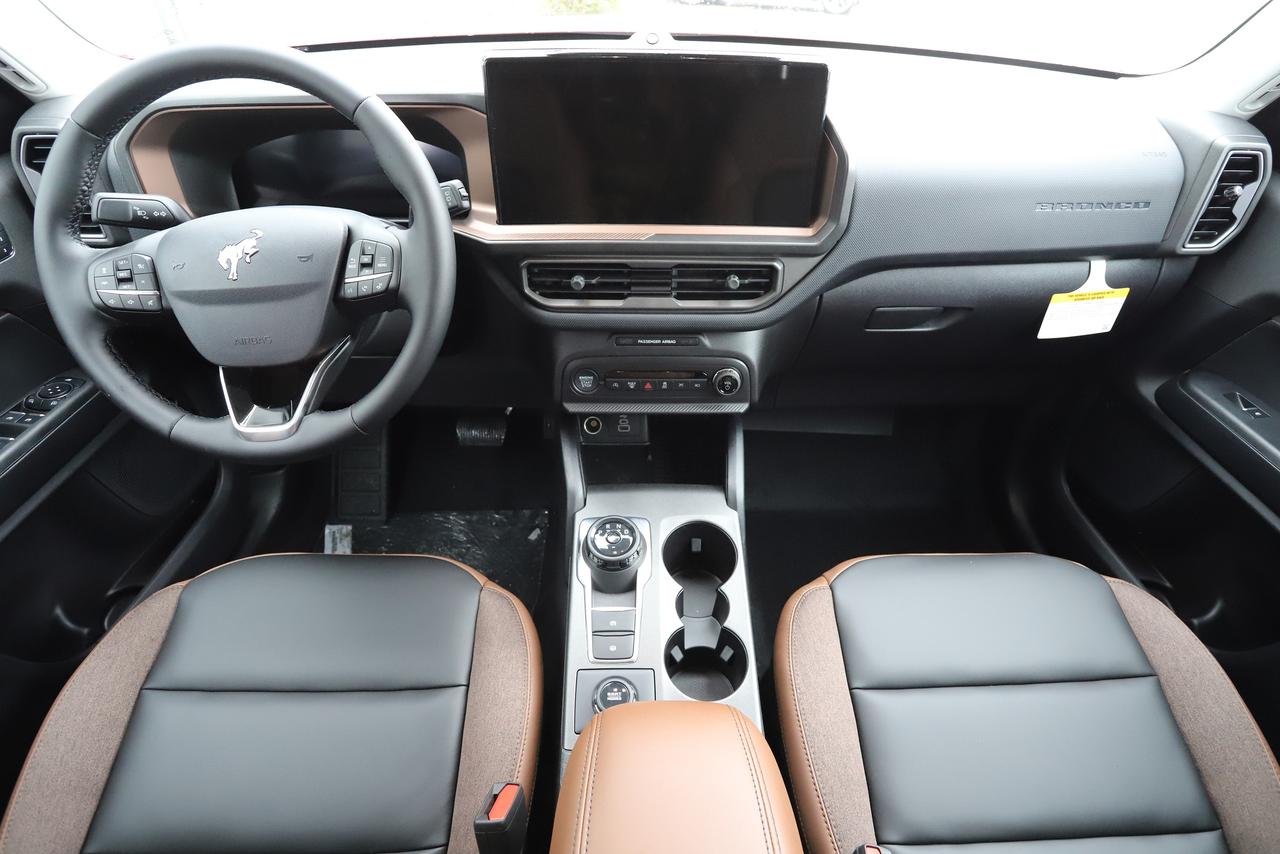 2025 Ford Bronco Sport Outer Banks 4x4 Photo