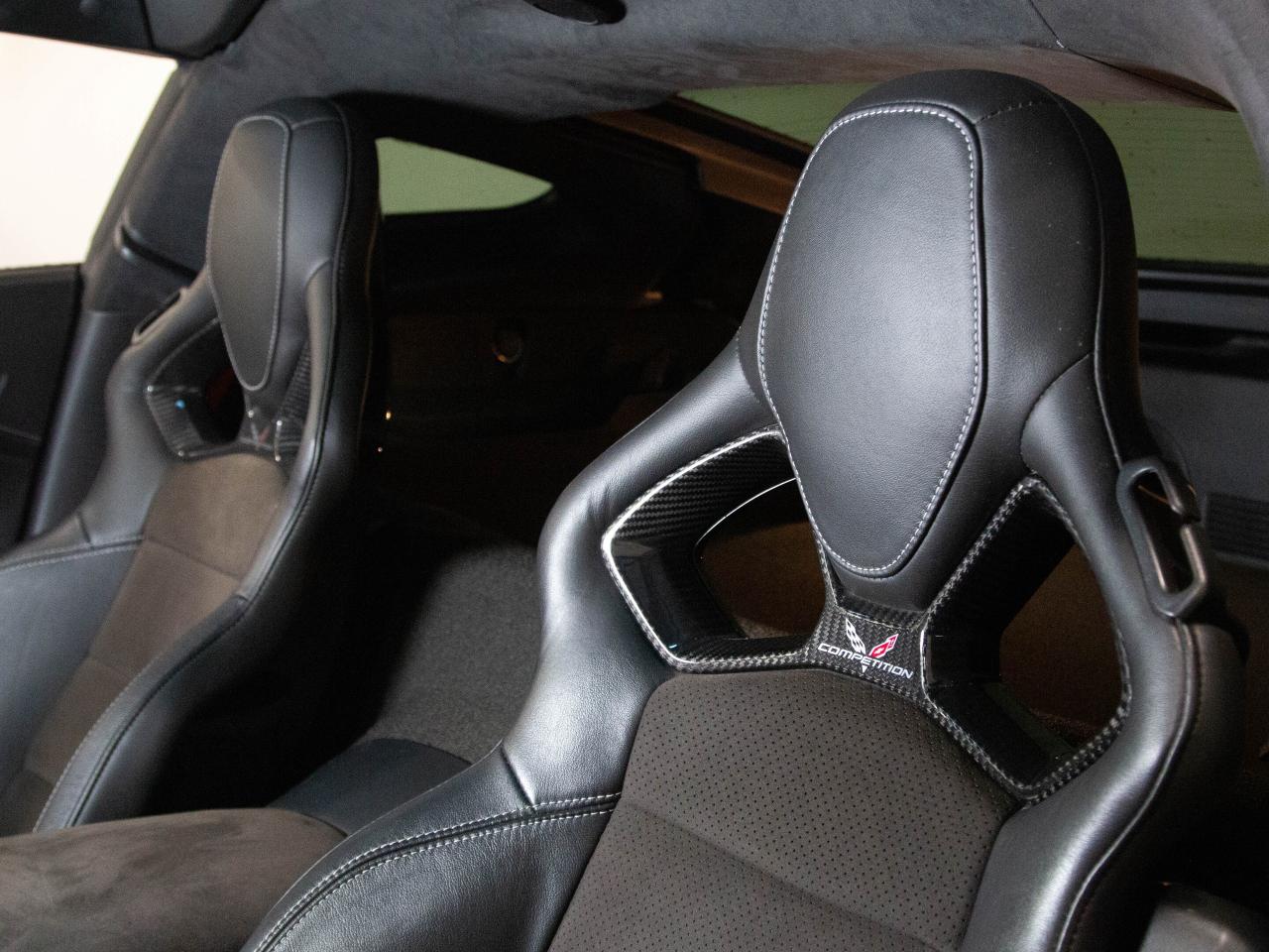 2016 Chevrolet Corvette STINGRAY | Z51 | 3LT | CABRON TRIM | BOSE | Photo