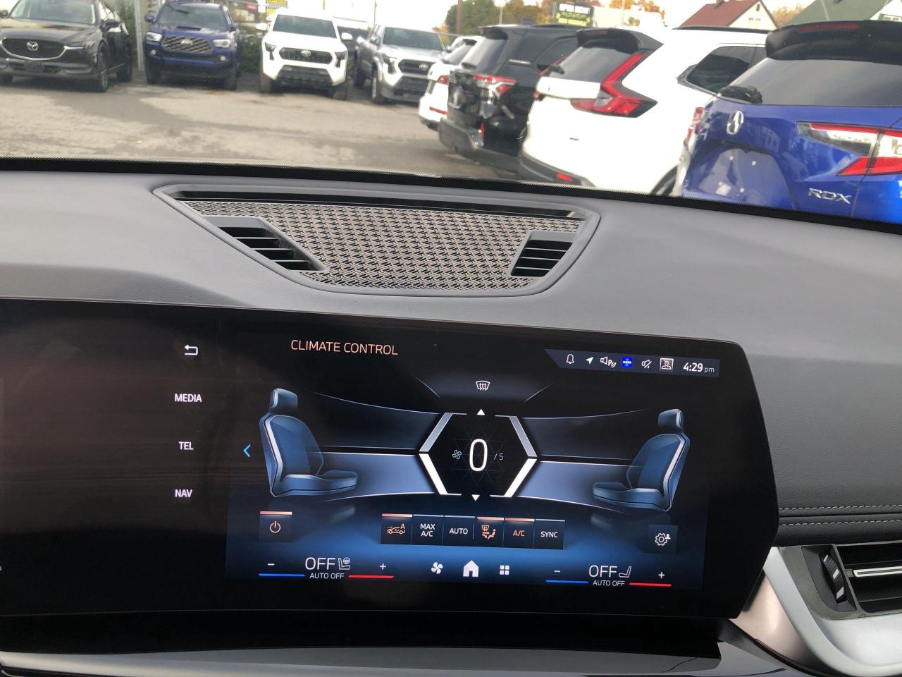 2024 BMW X1 xDrive28i M SPORT PKG PRO, PANO. ROOF, NAV, HTD. S Photo