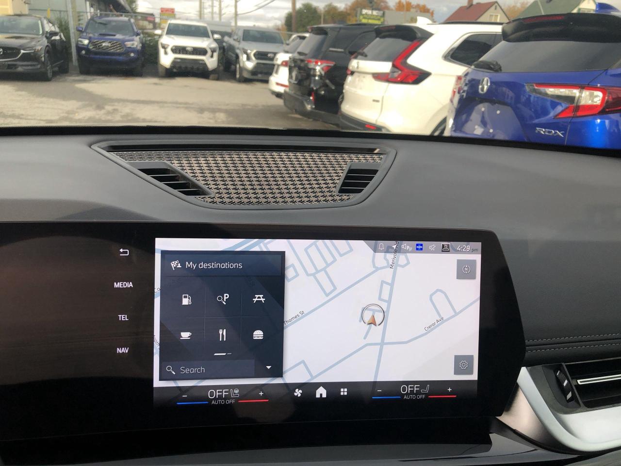 2024 BMW X1 xDrive28i M SPORT PKG PRO, PANO. ROOF, NAV, HTD. S Photo